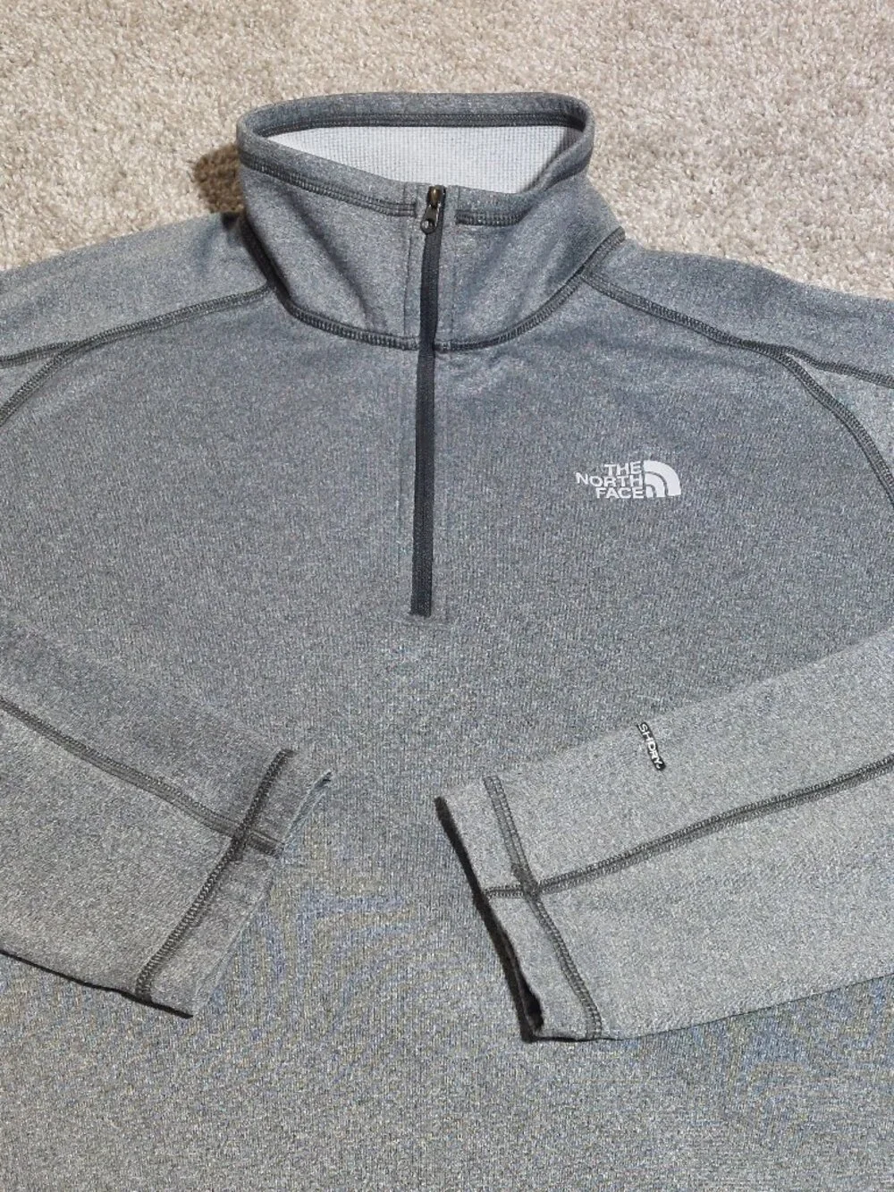 The North Face 1/4 zip FlashDry fleece lined pullover long sleeve Grey Size M